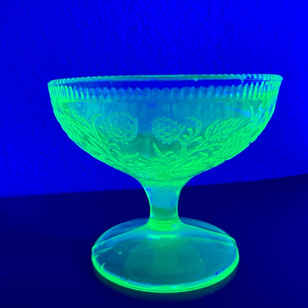Green Vintage Uranium Depression Strawberry Sherbert Champagne Glass